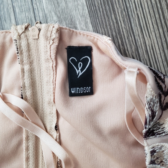 Windsor Strapless Embroidered Dress - Picture 3 of 4